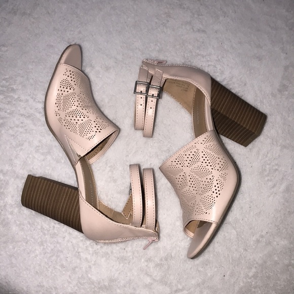 Maurices Nude Pink Strappy Heeled Open-Toed Sandal Heels 🌸 - Picture 1 of 5